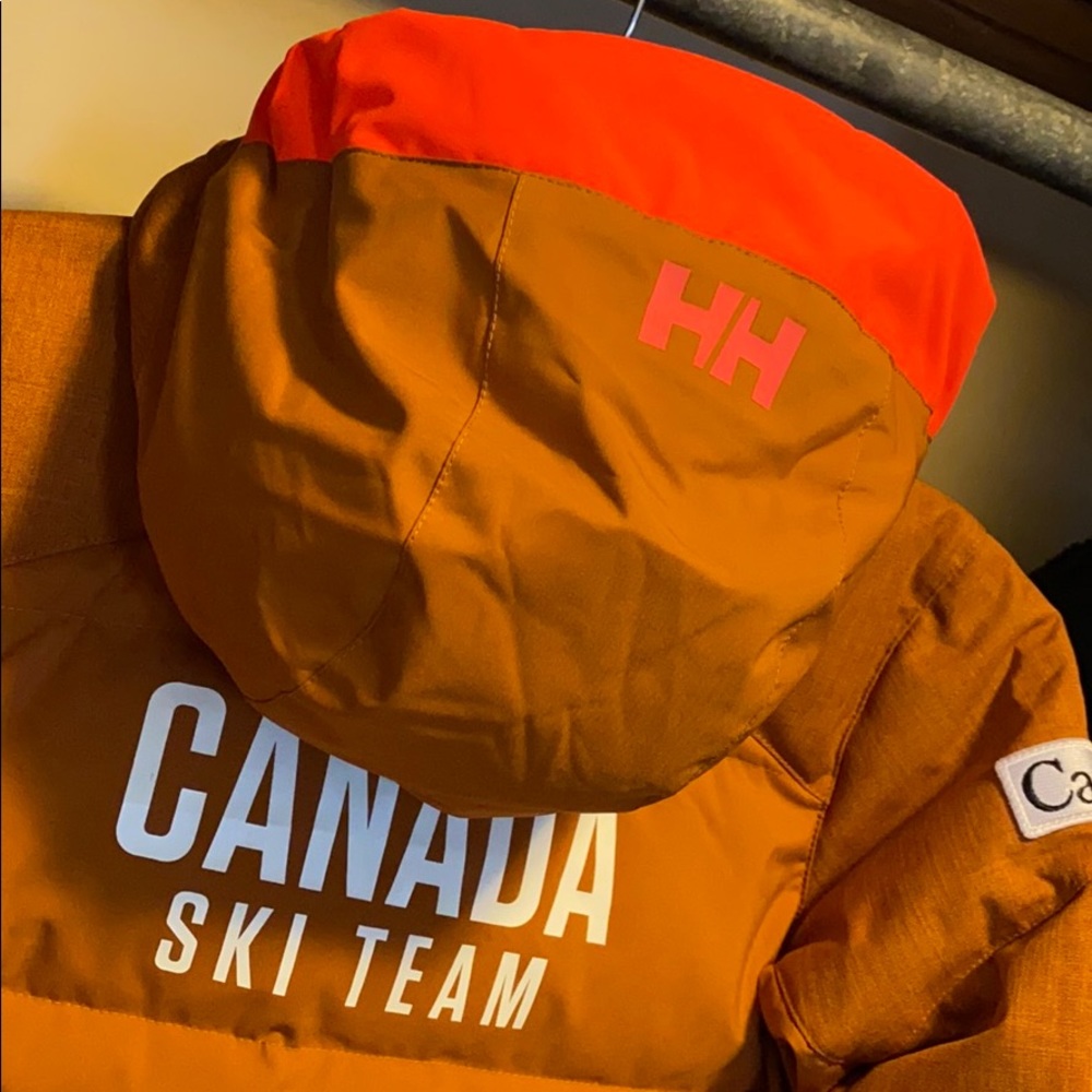 Helly Hansen Sponsored Snow Jacket ❄️